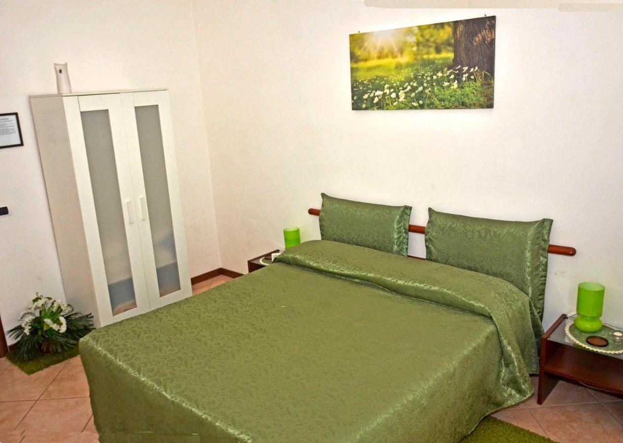 Bed & Breakfast A Castel Capuano Naples Exterior photo