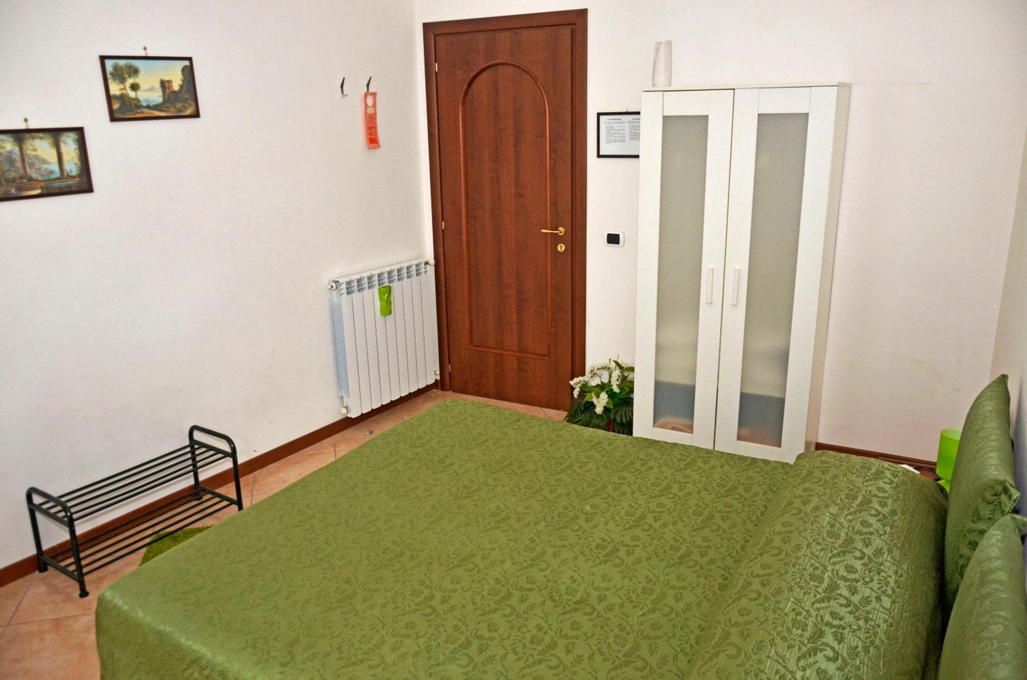Bed & Breakfast A Castel Capuano Naples Exterior photo